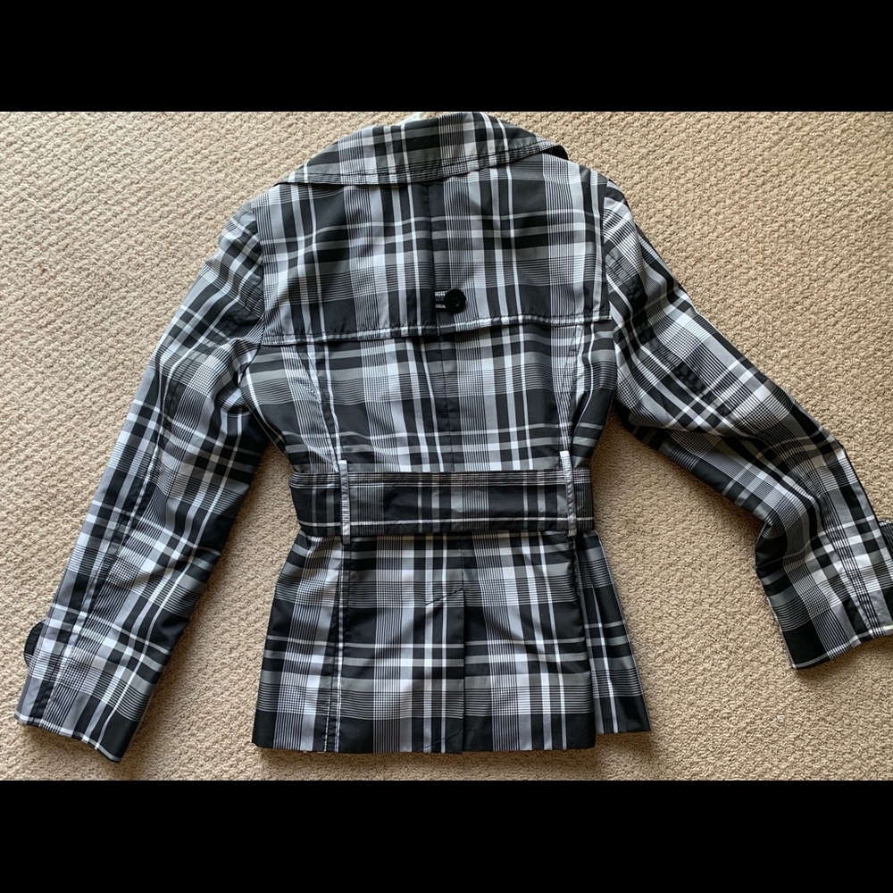 Jacket - Picture 1 of 2